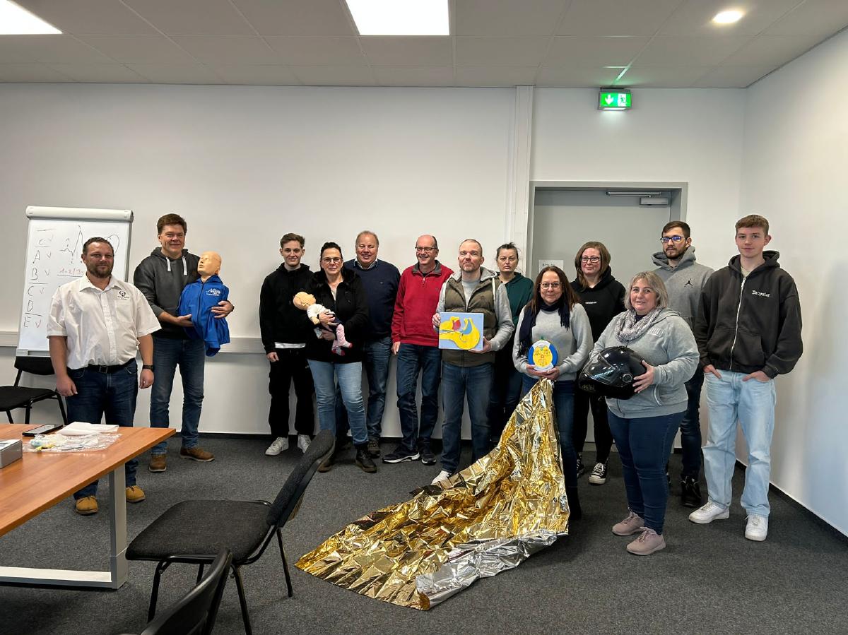 Gruppenbild.jpg